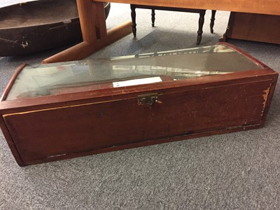 Lot 339 - Display cabinet. An early 20th century table top display cabinet