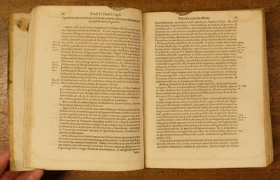 Lot 274 - Chauliac (Guy de). Chirurgia magna, restituta à Laurentio Joubert, Lyon, 1585