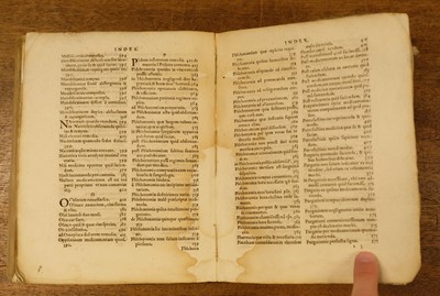 Lot 274 - Chauliac (Guy de). Chirurgia magna, restituta à Laurentio Joubert, Lyon, 1585