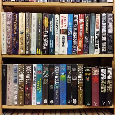 Lot 718 - Modern Fiction. A large collection of modern & 1st edition fiction