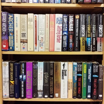 Lot 718 - Modern Fiction. A large collection of modern & 1st edition fiction