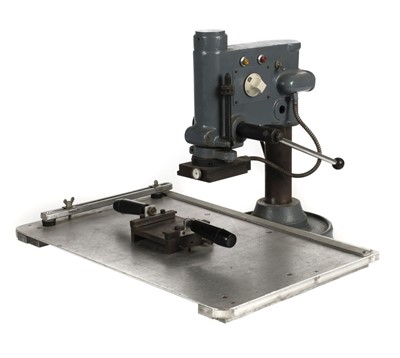 Lot 553 - Blocking Press. A foil blocking press "The Incomparable Elliott 44 Hot Printer, Series 2"