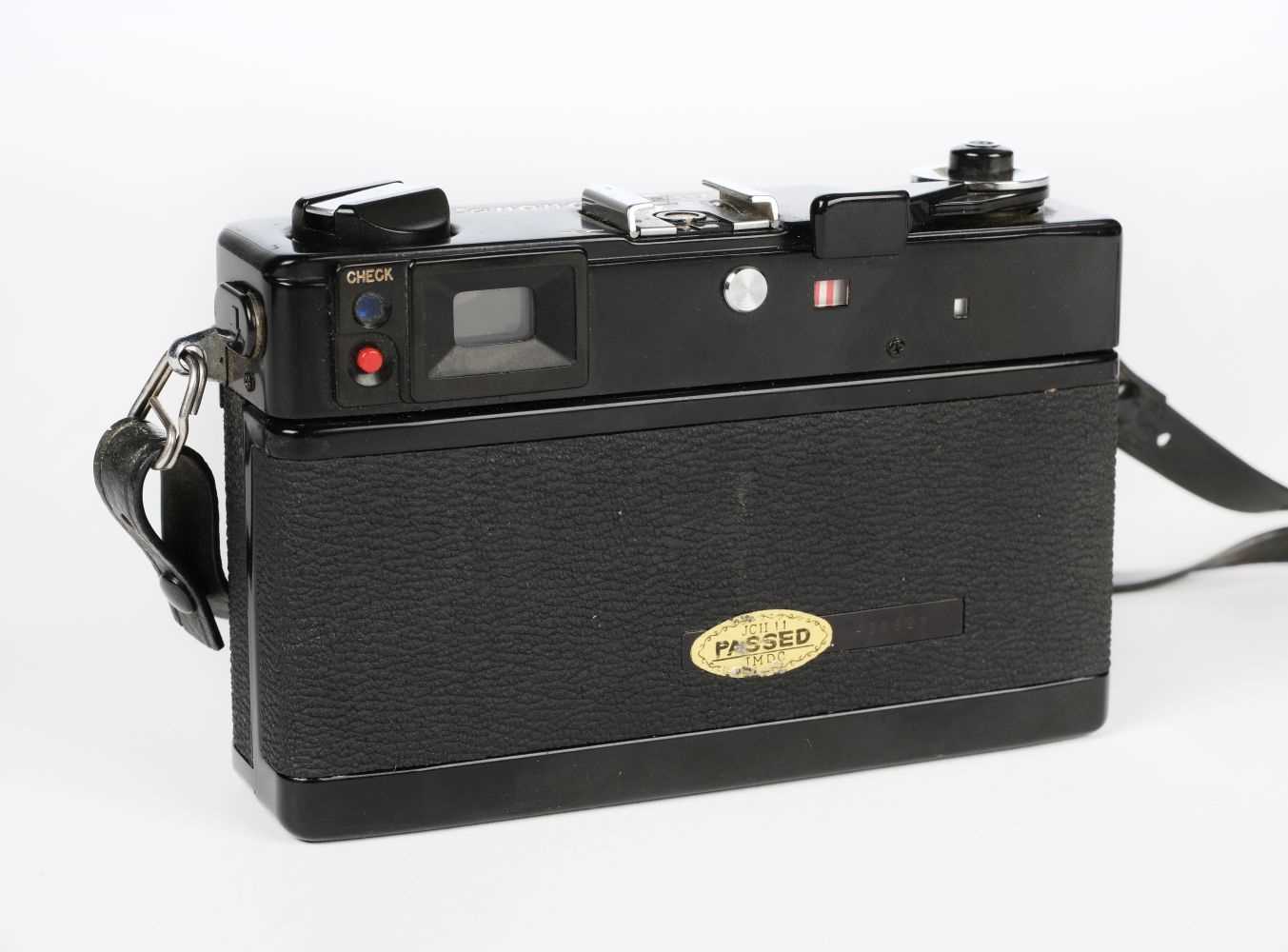 Lot 103 Canon QL17 GIII 35mm film camera