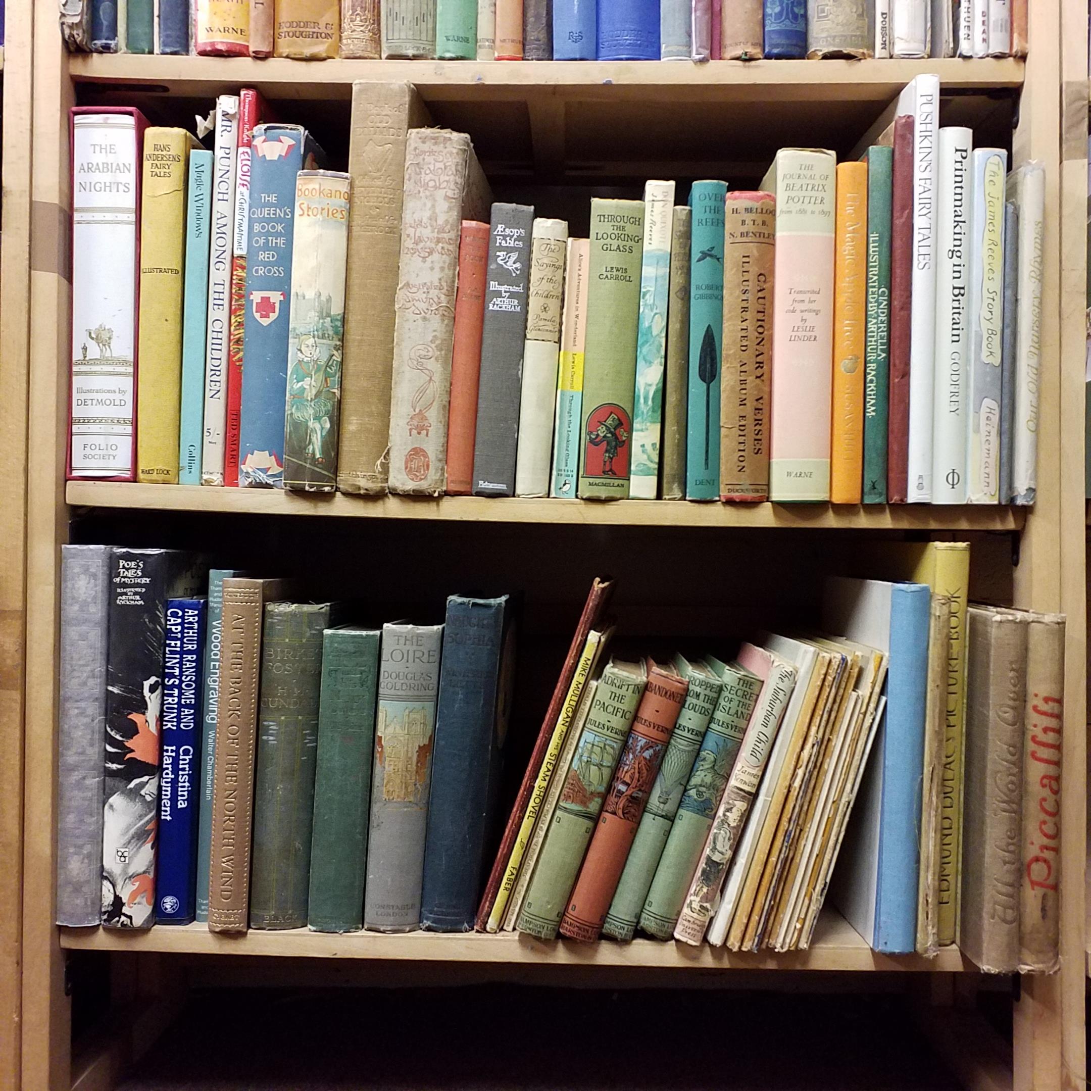 Lot 720 - Illustrated Literature. A large collection