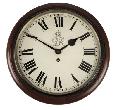 Lot 339 - Royal Mail. A George VI Postal fusee wall clock c.1939