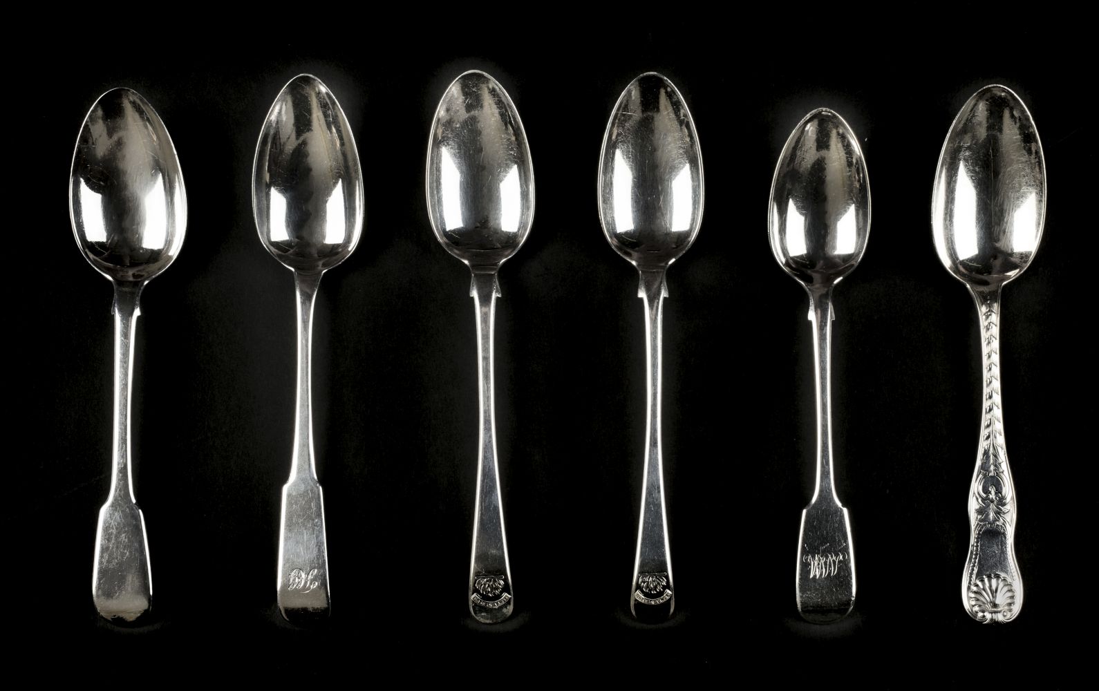 Lot 136 Spoons. A collection of silver dessert
