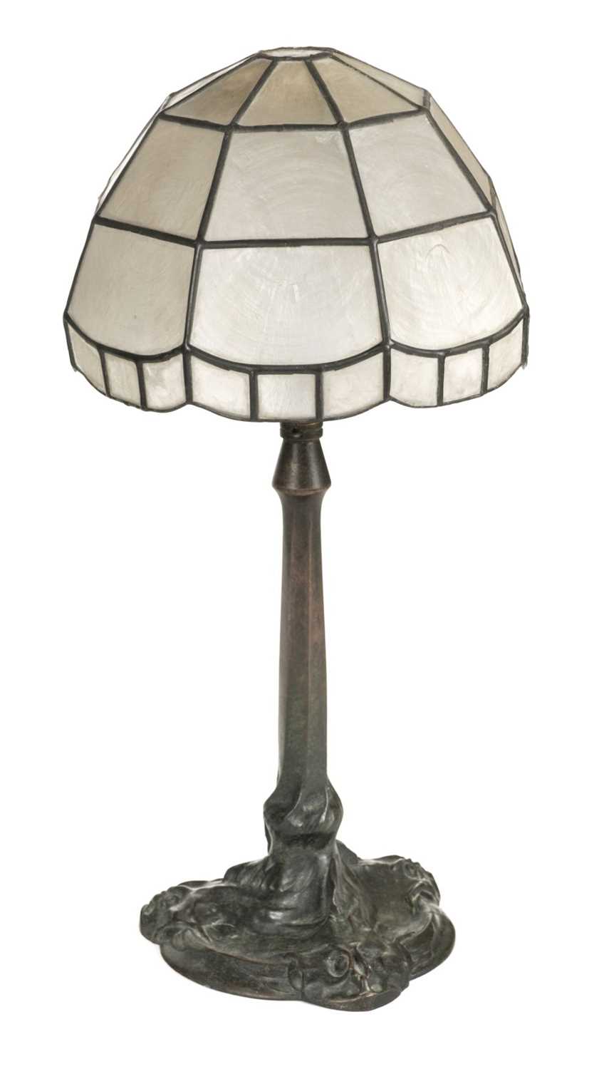 Lot 36 - Table Lamp. An Art Nouveau bronze table lamp c.1890