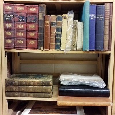 Lot 433 - Miscellaneous. A large collection of miscellaneous late 19th & early 20th century literature & art reference