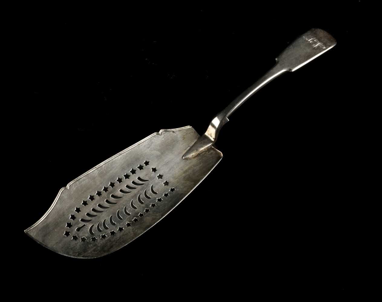 Lot 117 - Fish Slice. A Victorian silver fish slice by Rettie & Son, Aberdeen 1851