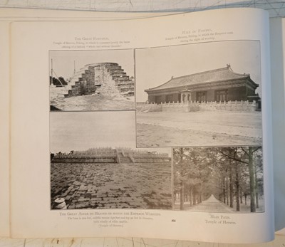 Lot 317 - China. Souvenir album of China including four hundred and fifty original photographs