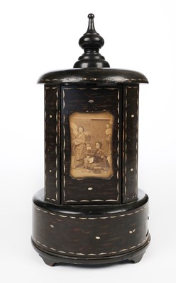 Lot 146 - Photographica/Tobacciana. A novelty desk cigar holder, early 20th century