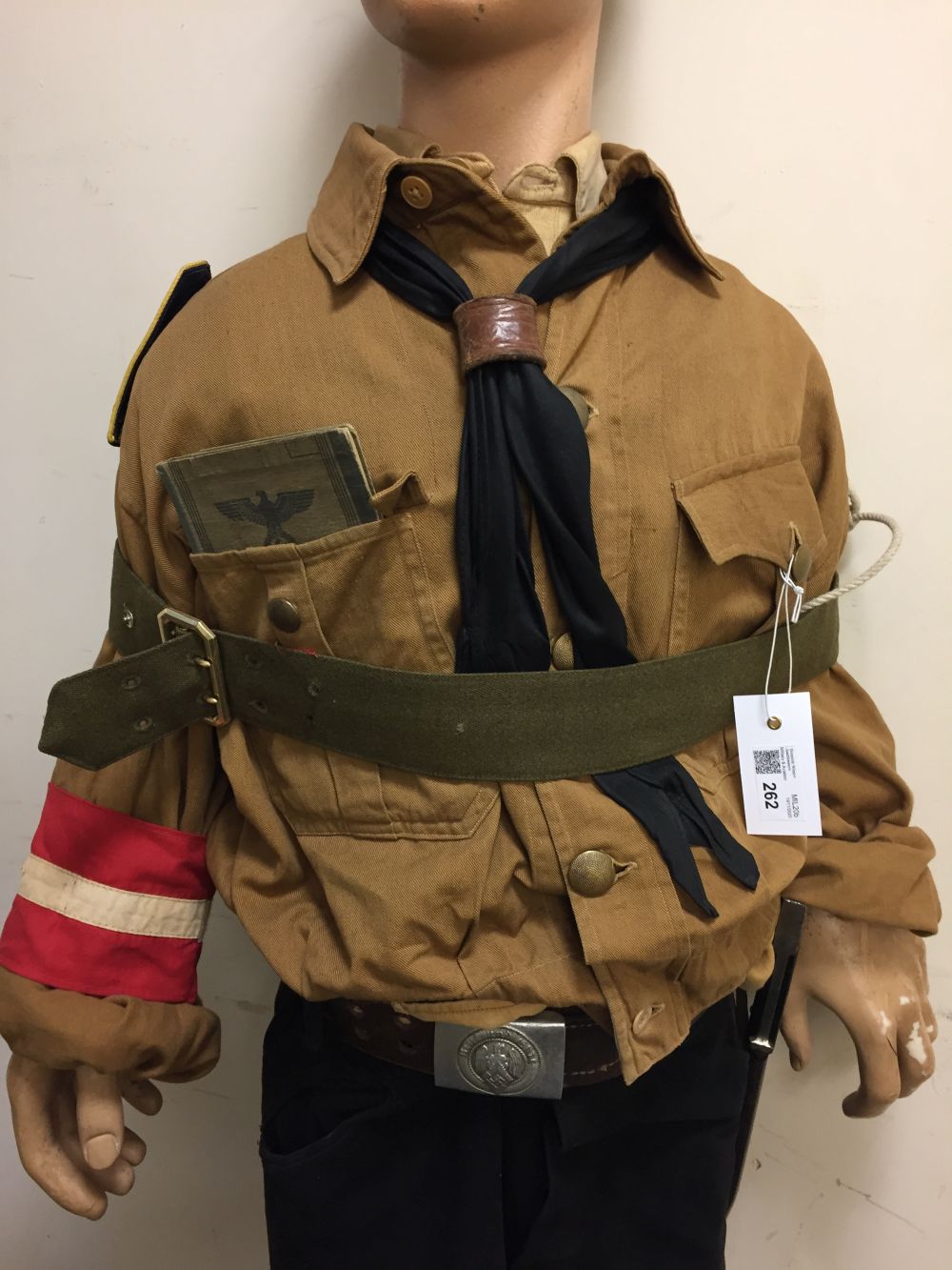 Lot 262 - Third Reich. An impressive Hitler Youth