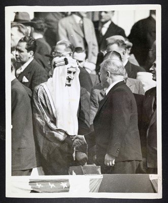 Lot 396 - Middle East. A group of 4 gelatin silver print press prints of Middle East rulers, 1960s