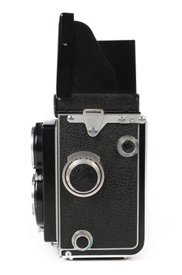 Lot 110 - Rolleiflex "New Standard" medium format 6x6 TLR film camera, 1949-1941, Serial No. 894515