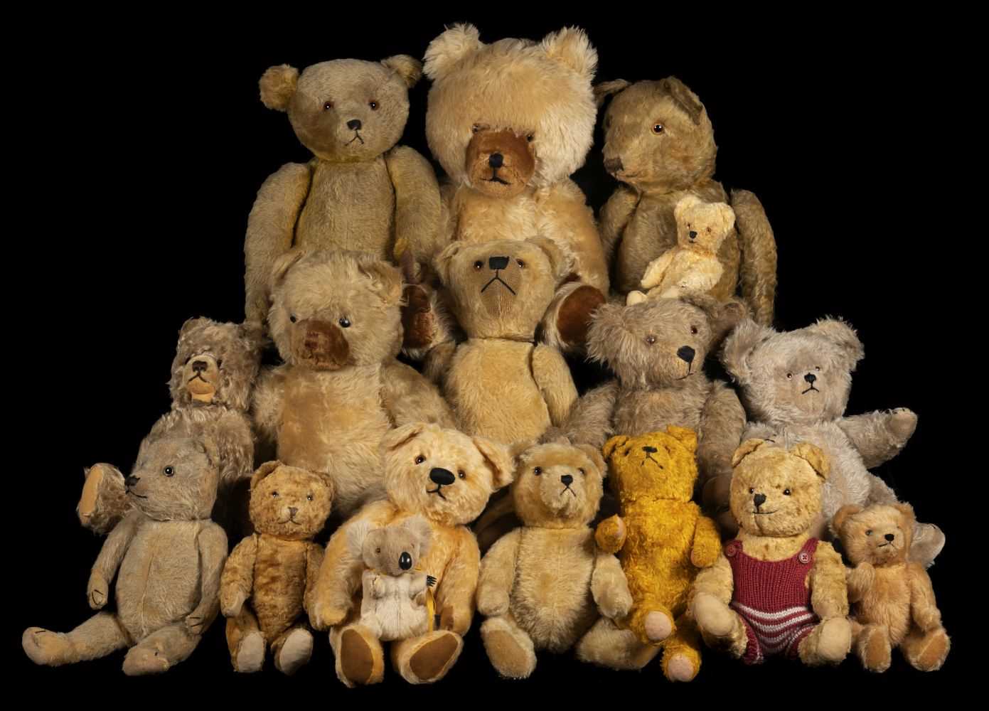 Lot 487 - Teddy Bears. An early teddy bear, probably British, 1930s, & others