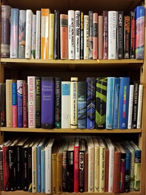 Lot 411 - Modern Fiction. A large collection of modern fiction