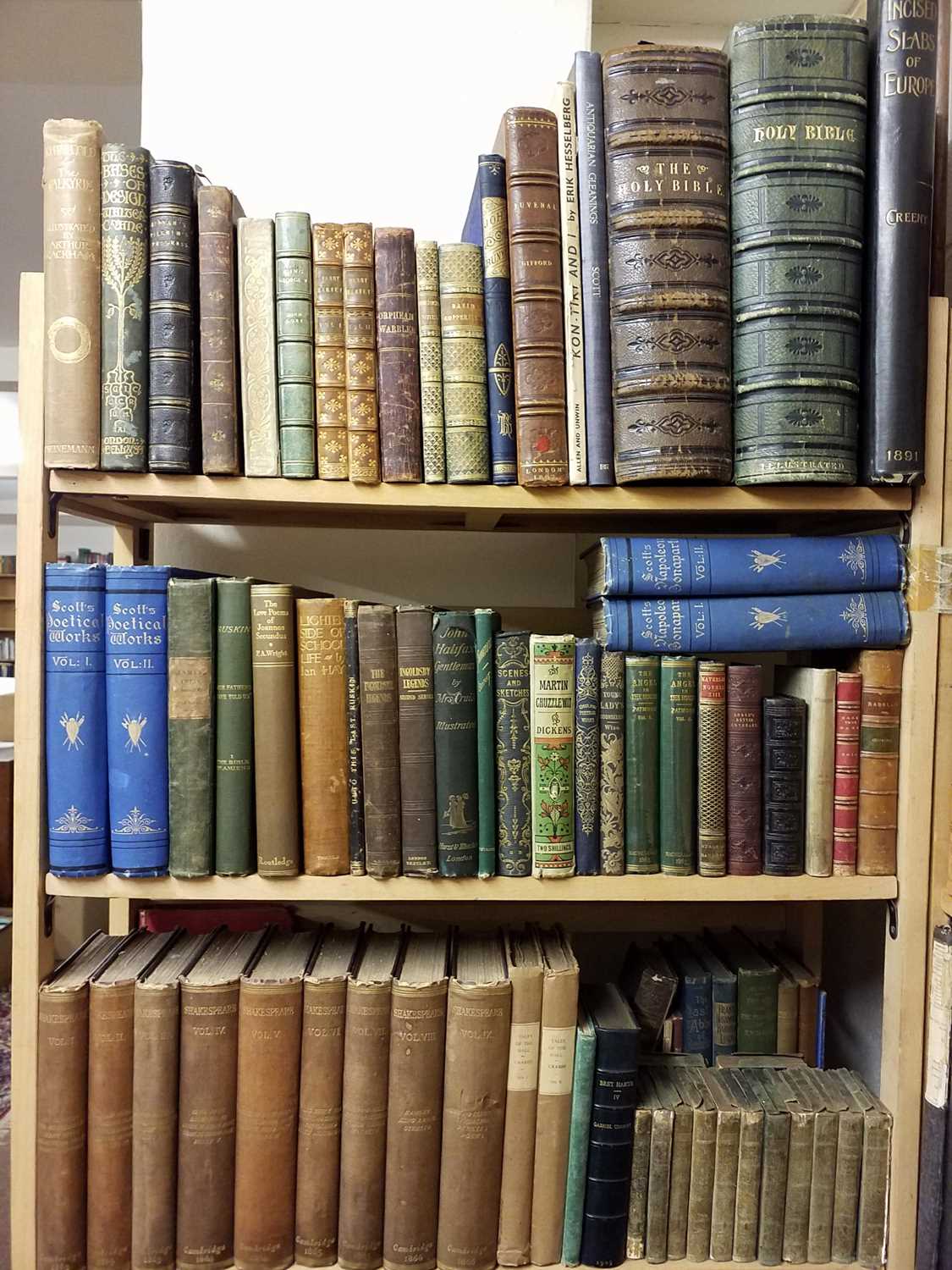 Lot 443 - Literature. A large collection of 19th & early 20th century literature