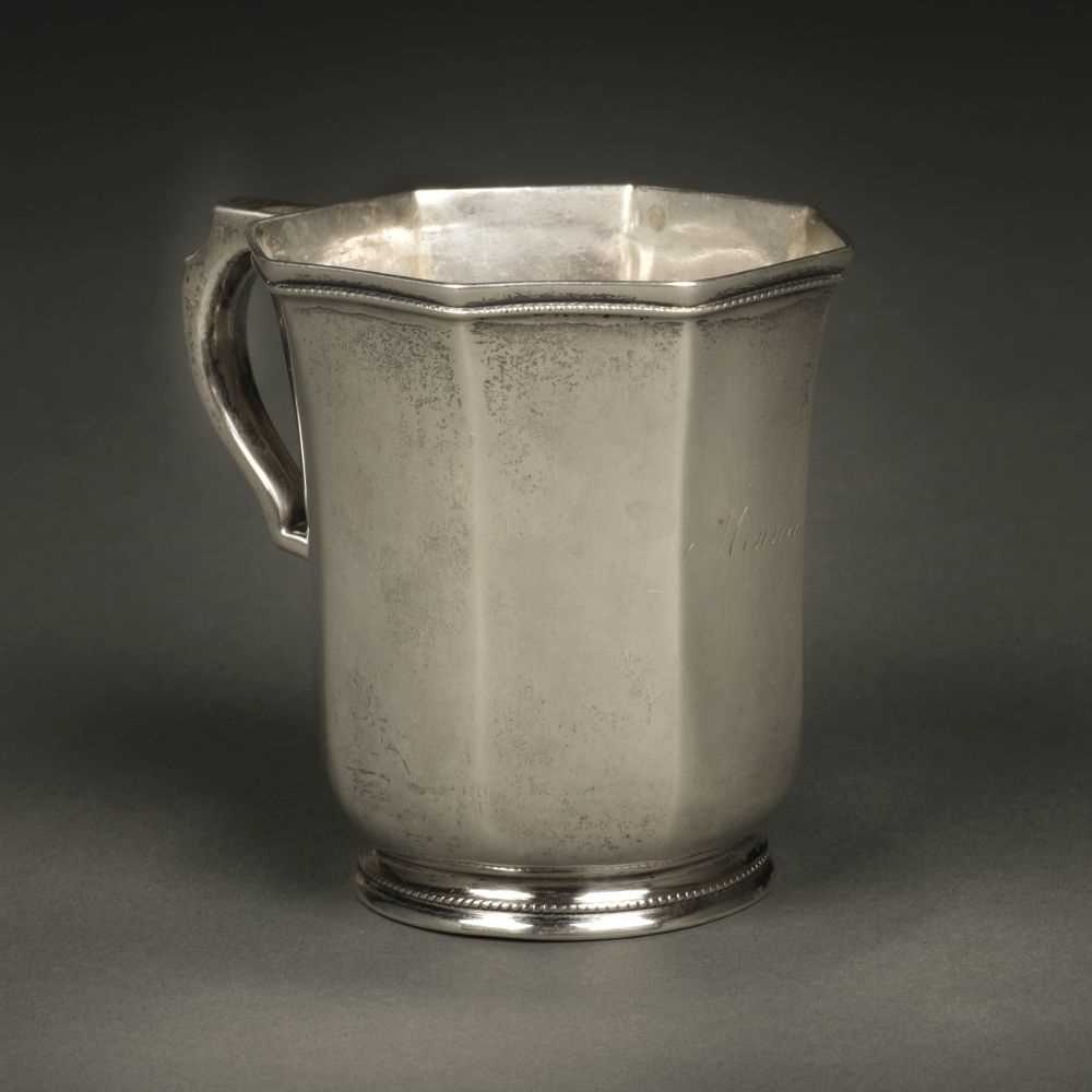Lot 7 - American Silver. Cup by Gale, Wood & Hughes, New York circa 1830