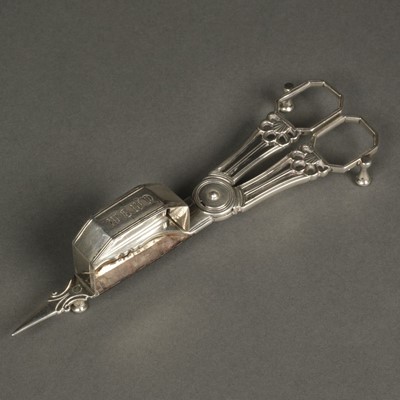 Lot 18 - Candle Snuffers. George III silver by Wilkes Booth, London 1791
