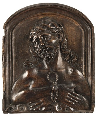 Lot 106 - Carved Panel. An 18th century carved oak panel of Christ