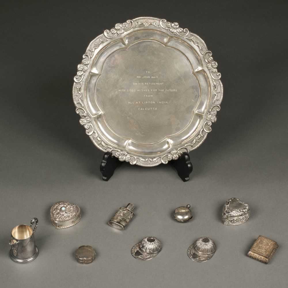 Lot 34 - Mixed Silver. A modern silver salver circa 1970s and other items