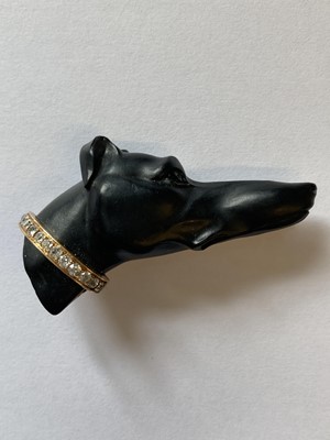 Lot 70 - Brooch. Nigel Milne greyhound brooch set with diamonds