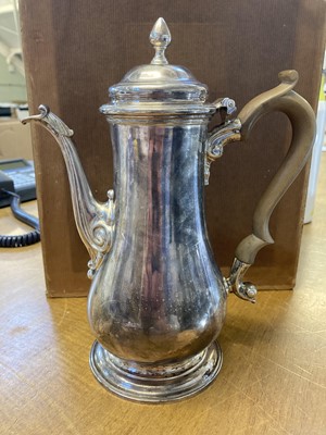 Lot 22 - Coffee Pot. George III silver coffee pot by T. Whipham & C. Wright , London 1761