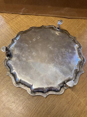 Lot 40 - Salver. George II silver salver / card tray by  Robert Abercromy, London 1734