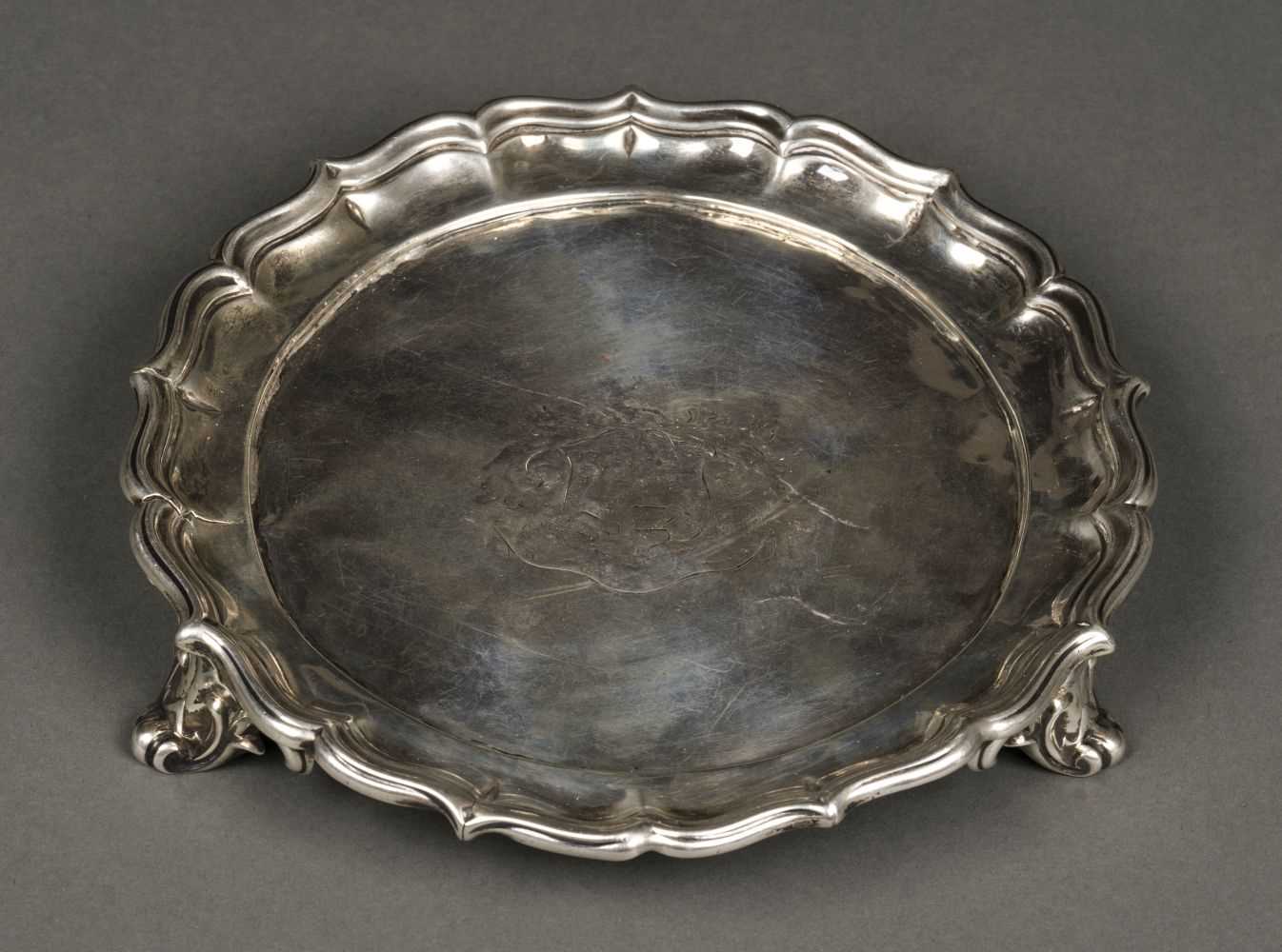 Lot 44 - Salver. William IV silver salver by Edward Barnard & Co, London 1836
