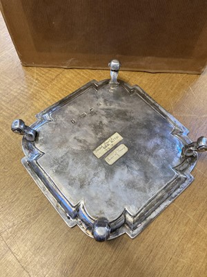Lot 42 - Salver. George II silver salver/card tray by Joseph Smith, London 1731