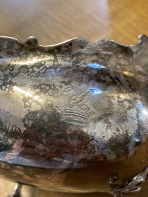 Lot 46 - Sauce Boats. A matching pair of George III silver sauce boats by George Hunter