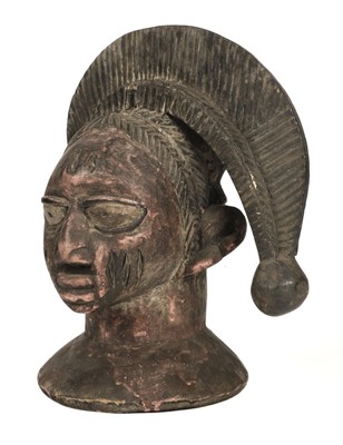 Lot 196 - Nigeria. A Yoruba headdress