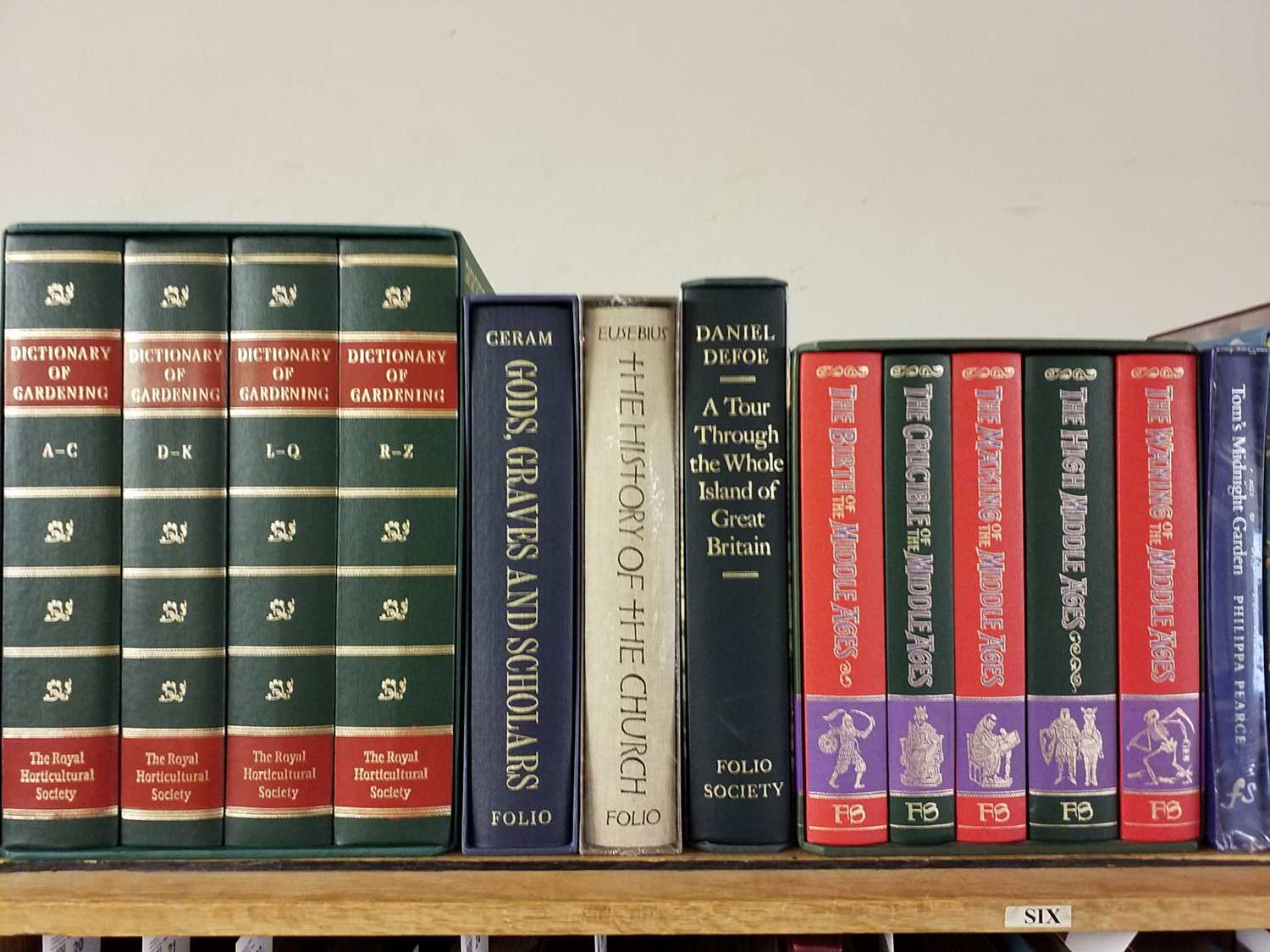 Lot 265 - Folio Society. 48 volumes