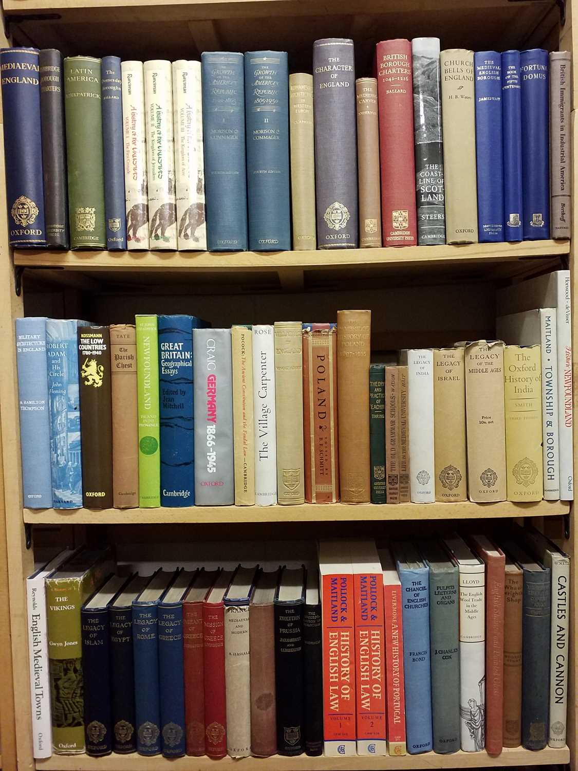 Lot 293 - Scholarly Reference. A large collection of