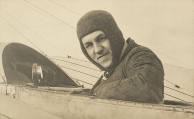 Lot 97 - Pioneer Aviation. Captain Vivian Hewitt (1888-1965)