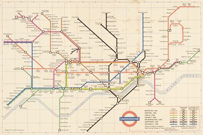 Lot 495 - London. A mixed collection of 25 maps, plans and views, 18th - 20th century