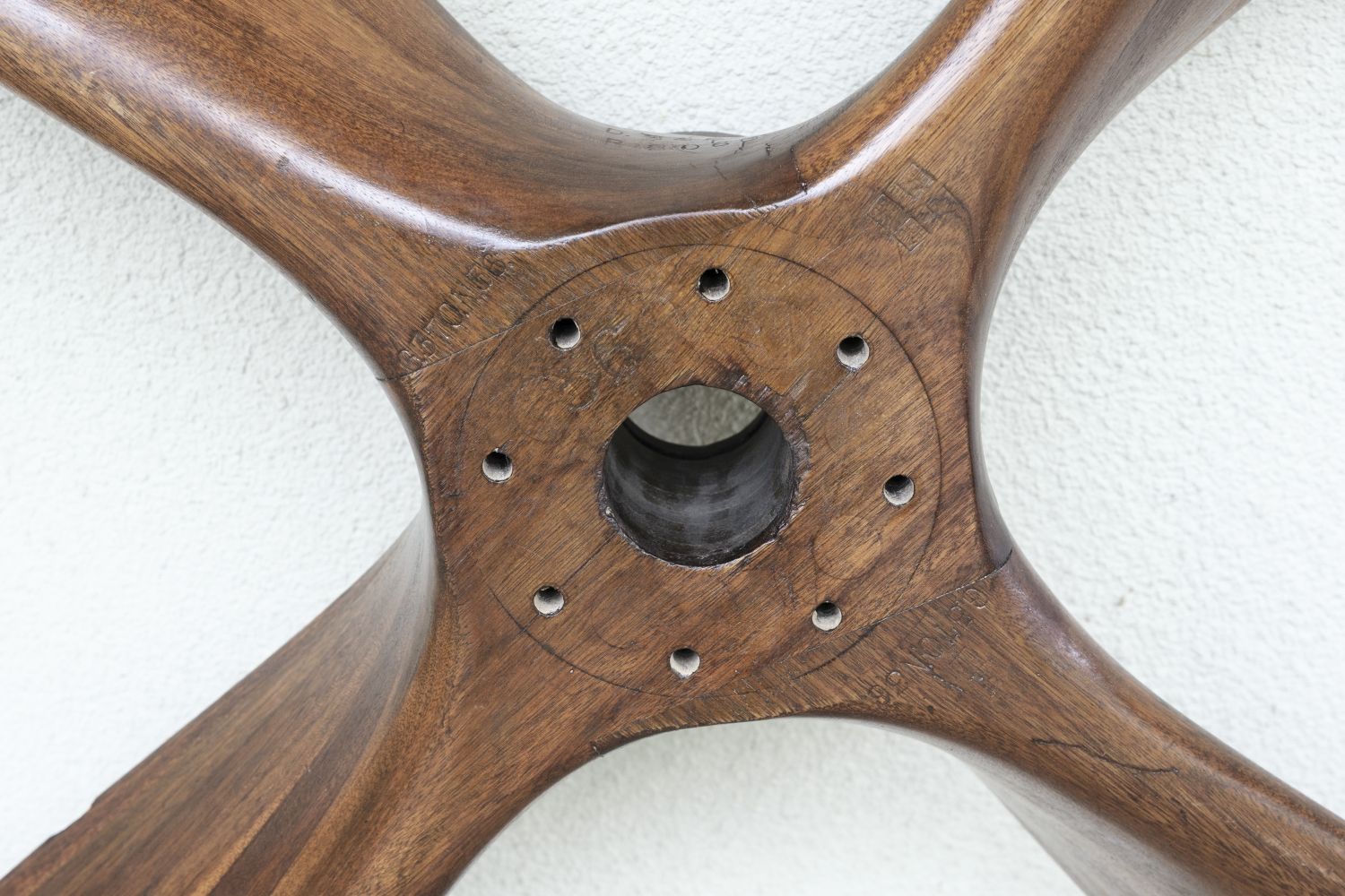 Lot 592 Propeller. Fairey Hamble Baby