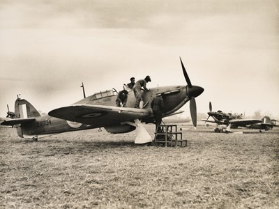 Lot 596 - RAF WWII – A group of original photographs c1937-1947