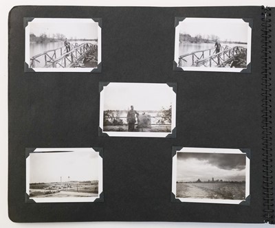 Lot 199 - Snapshots. A large quantity of snapshots and album print images, late 19th and early 20th c.