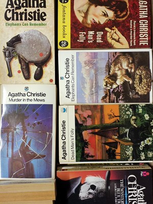 Lot 214 - Crime fiction. A large collection of modern crime fiction