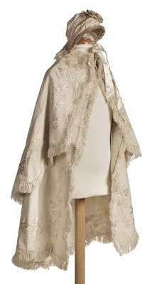 Lot 288 - Children's clothes. A christening cape, late Victorian or Edwardian