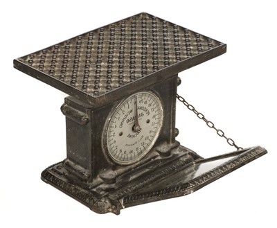 Lot 101 - Scales. Edwardian Jarosa Personal Weighing Scales