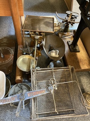 Lot 110 - Scales. Various scales and weights