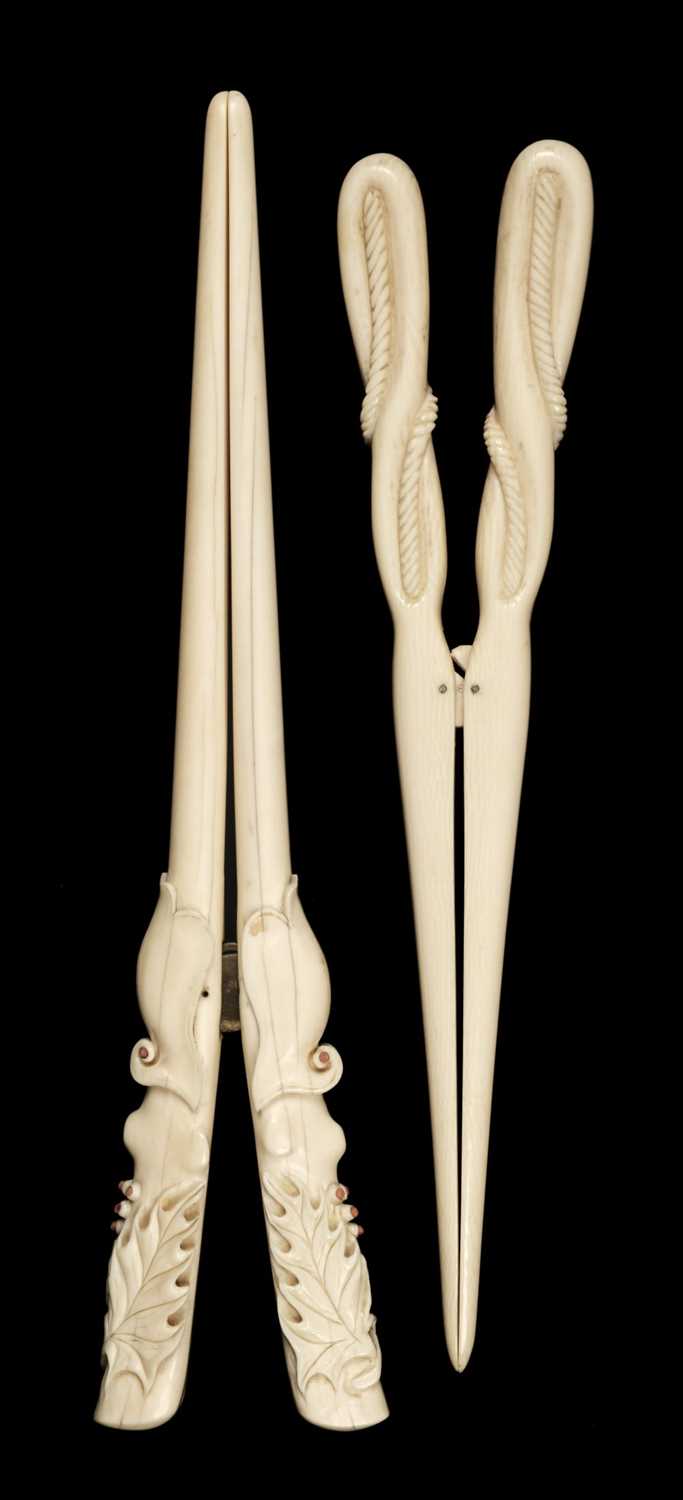 Lot 57 - Glove Stretchers, Victorian ivory glove stretchers
