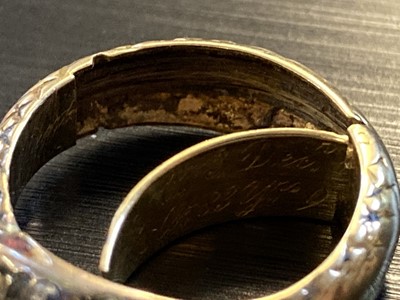 Lot 61 - Mourning Ring. George III period 18ct gold mourning ring in the form of a snake