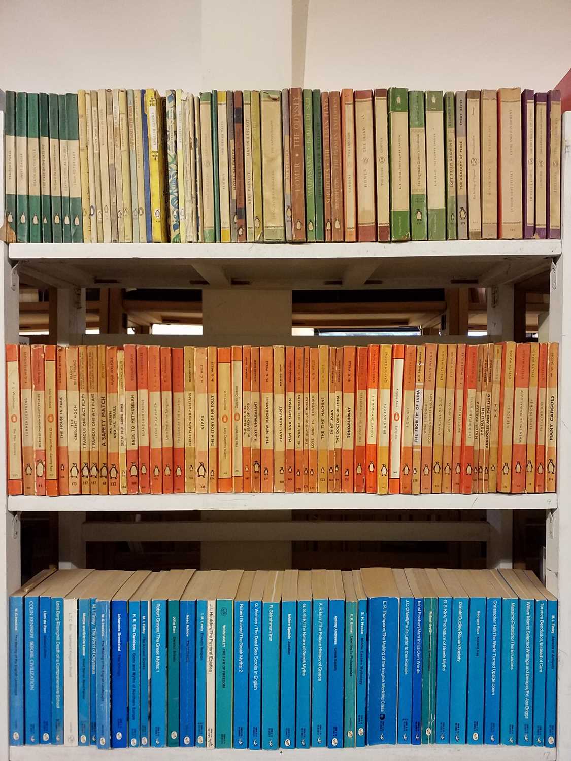 Lot 356 - Penguin Paperbacks. A large collection of Penguin paperbacks