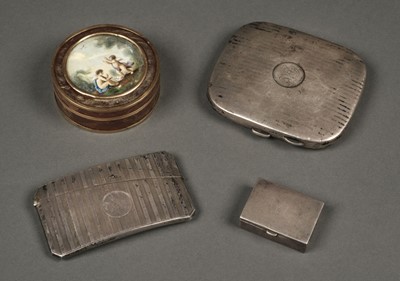 Lot 215 - Silver Card Case. A mixed collection of silver and 18th-century patch box