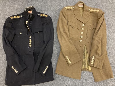Lot 235 - Welsh Guards. Guardsman's tunic and other items