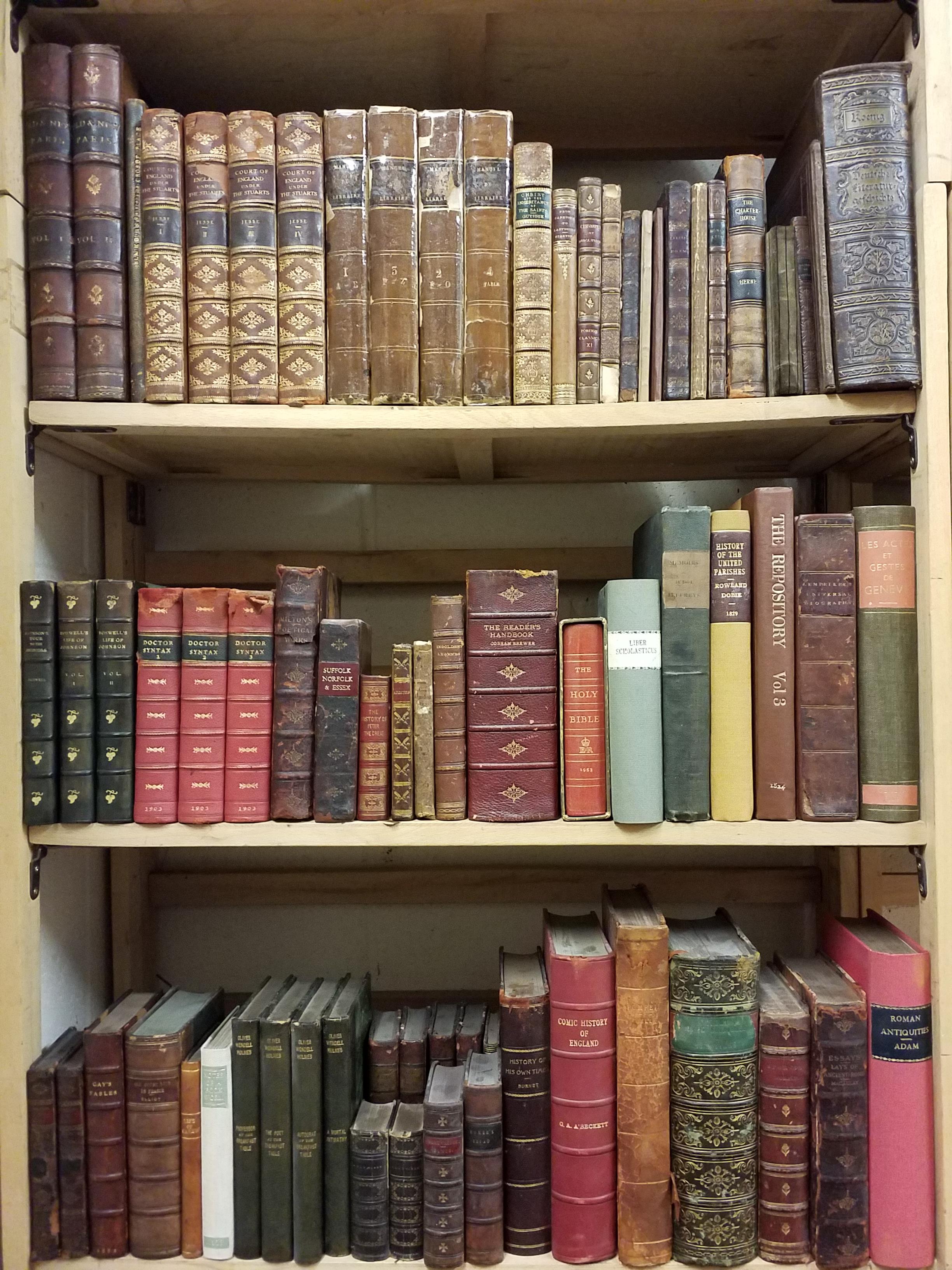 Lot 586 - Antiquarian. A large collection of mostly