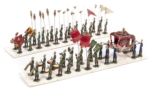 Lot 680 - Lead figures.